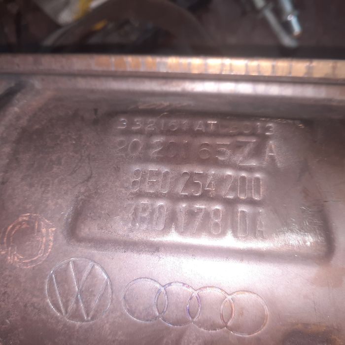 Продам вибитий каталізатор