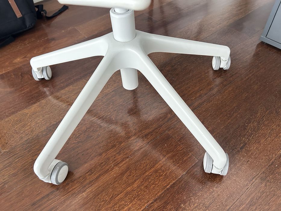 Cadeira escritorios IKEA LANGFJALL