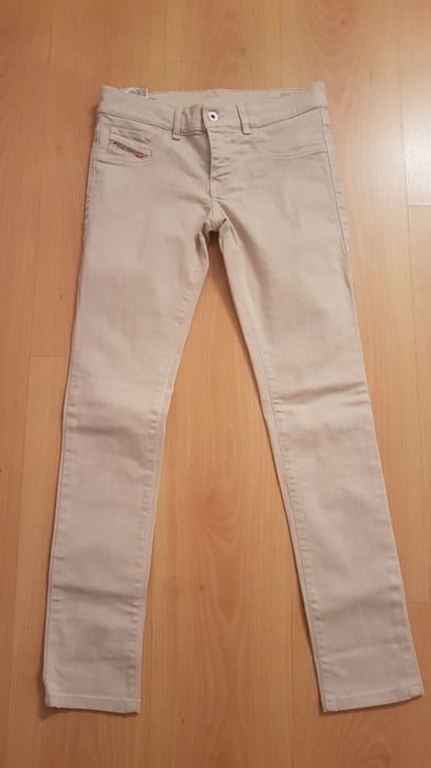 Calça Diesel rapaz tamanho 27