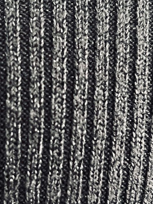 Top secret grafitowy sweterek ze srebrną nitką rozmiar 34