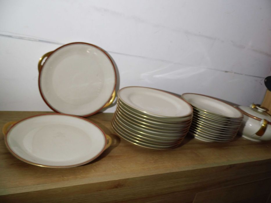 Zastawa stołowa talerze