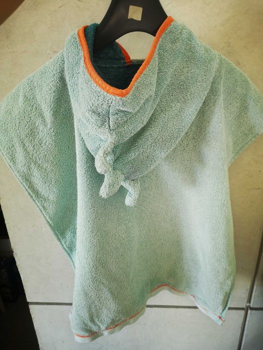 TUKAN ręcznik poncho z kapturem dinozaur 60x120cm