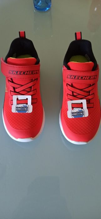 Sapatilhas skechers criança tamanho 29