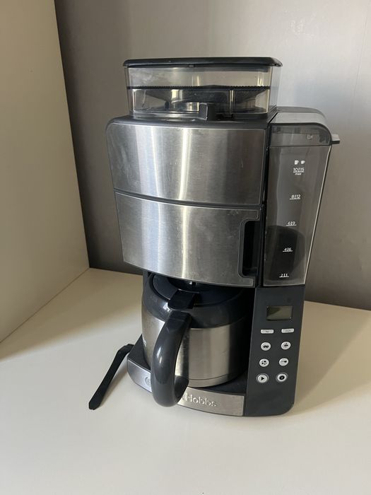Кавоварка крапельна Russell Hobbs