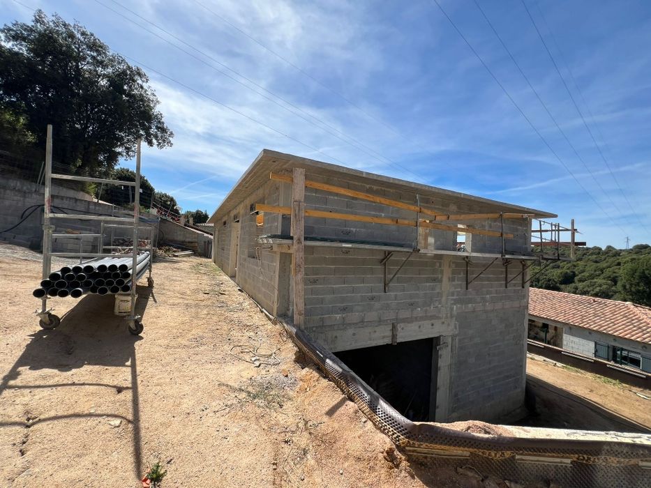 Trolha em comtruçao e remodelaçao a max de 30 anos