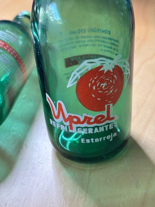 Garrafas pirogravadas antigas/vintage - Uprel