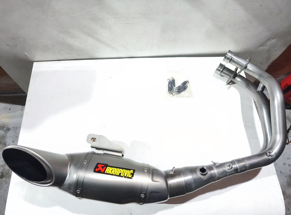 Ackrapovic  Titanium Yamaha MT 07 / Tracer 700 /XSR  (OFERTA DO ENVIO)