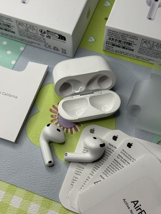 Навушники Apple AirPods 4 (ANC - функція активного шумоподавлення)