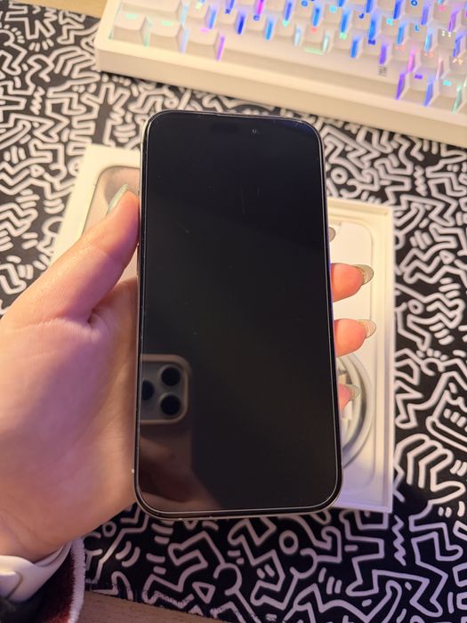 Iphone 15 Pro - 128gb + 5 capas (negociável)