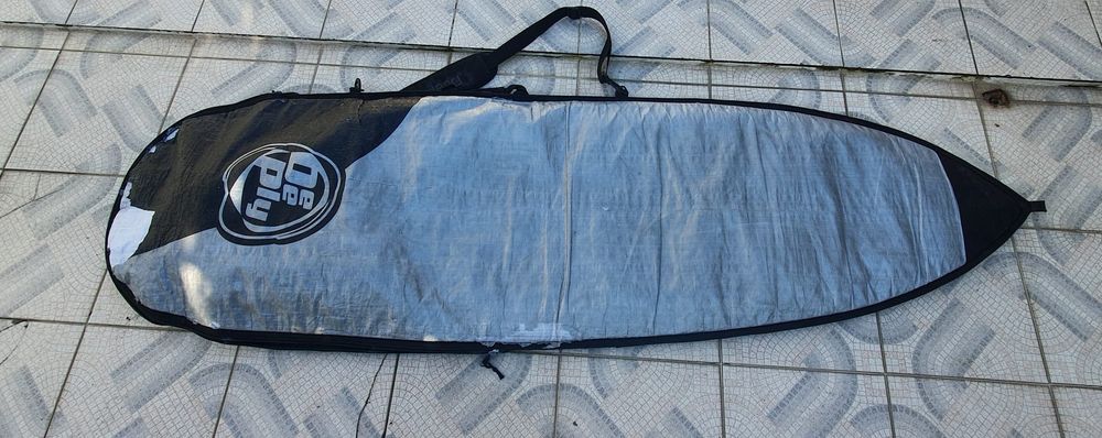 Prancha de Surf 5.9 com saco de transporte