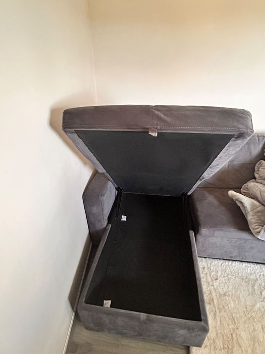 Sofá cama com baú