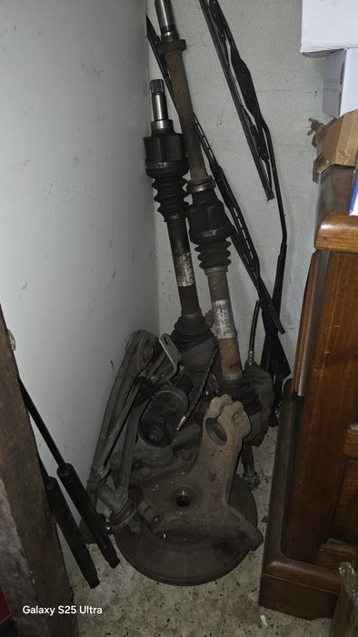 Vario material pegeot 206