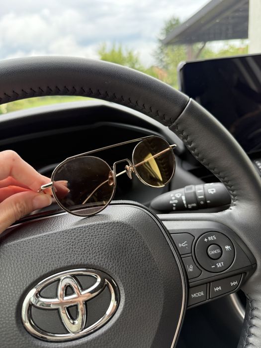 Cerruti 1881 сонцезахисні окуляри золоті круглі