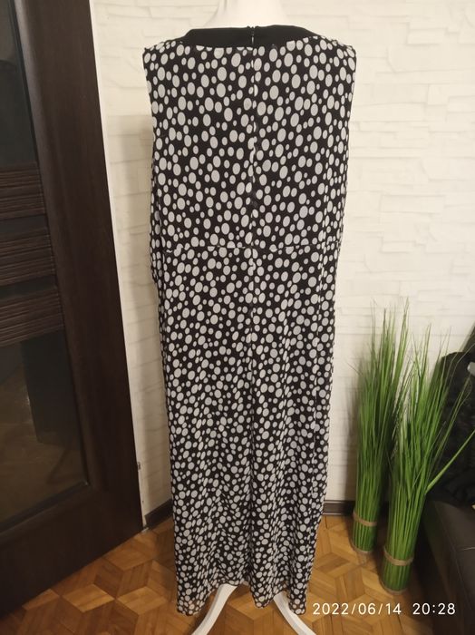 Długa suknie w grochy m-ki Marisota, r. 52/54