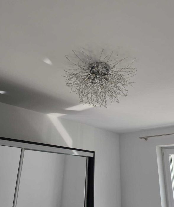 Żyrandole w ilości 3 szt.