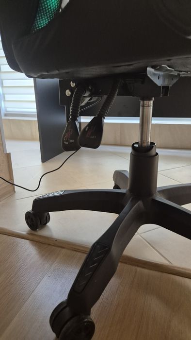 Игровое кресло , взрослое