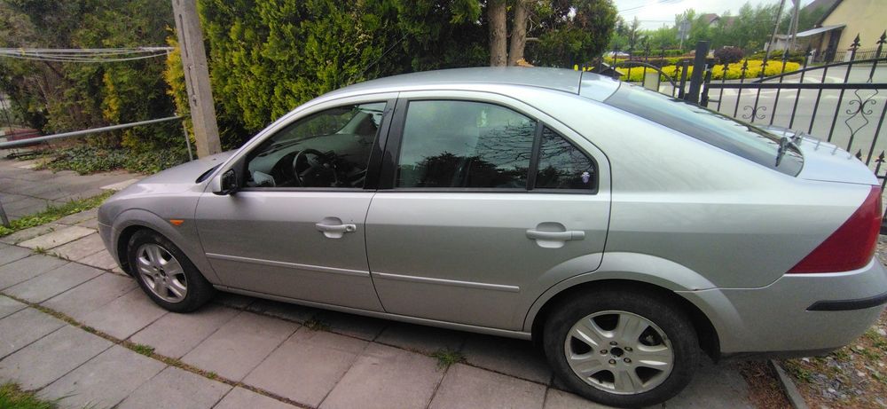 Ford Mondeo MK3, 146KM