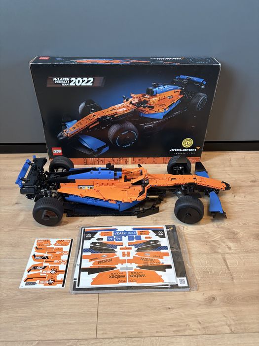 Lego Mclaren F1 42141 - pełen zestaw