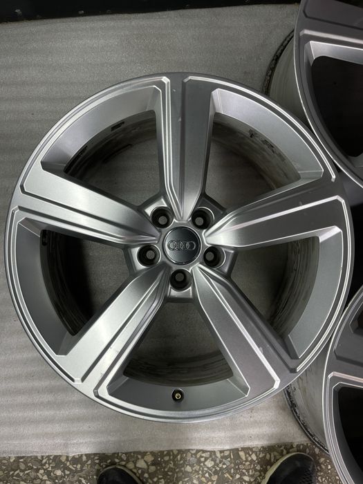 Диски R20 5x112 Et38 9J. Audi E-tron Q8 E-tron Q7 A6 Q5 VW Touareg