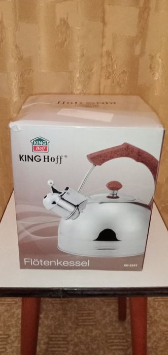 Продам чайник со свистком.