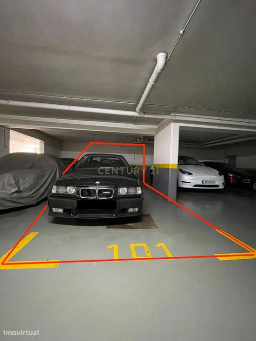 Estacionamento duplo 101 - Lido - Funchal