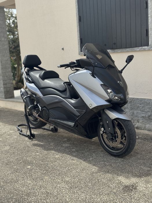 Yamaha T max 530
