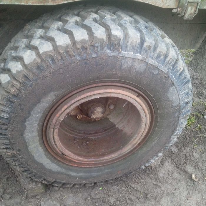 Продаєтьсч прицеп самоскид