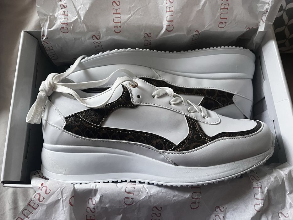 Nowe buty Guess rozmiar 37