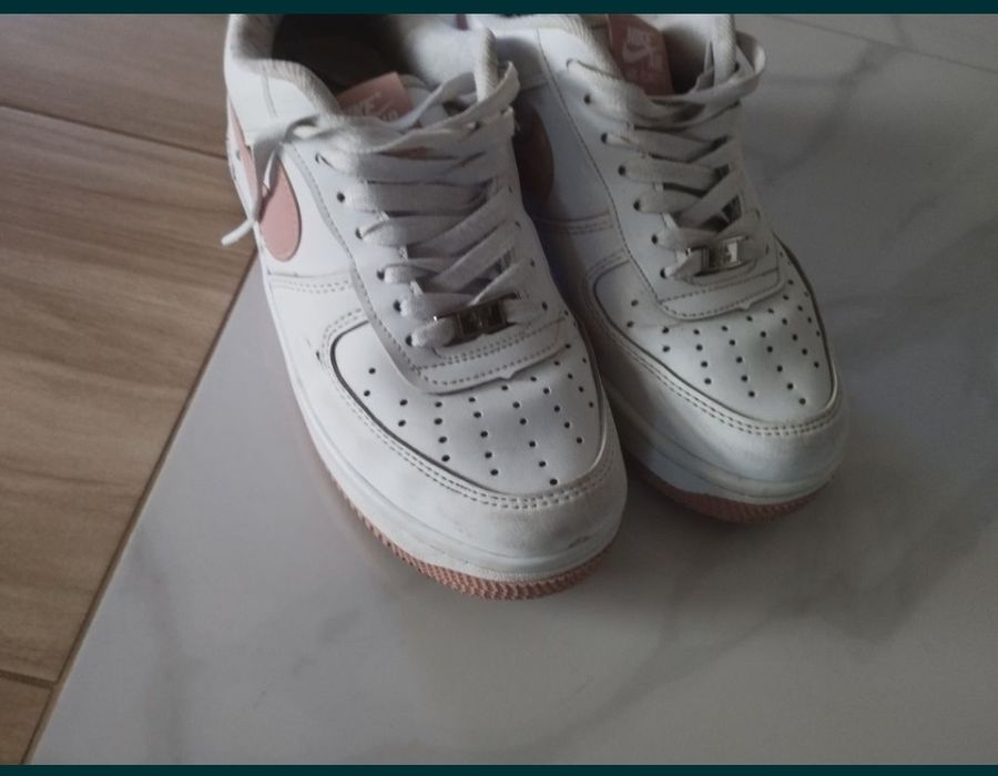 Buty sportowe rozmiar 38