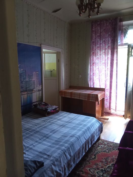 Власниця ЖД вокзал автостанція ТОРСЬКА ЦЕНТР чудо маркет СЛАВНИ