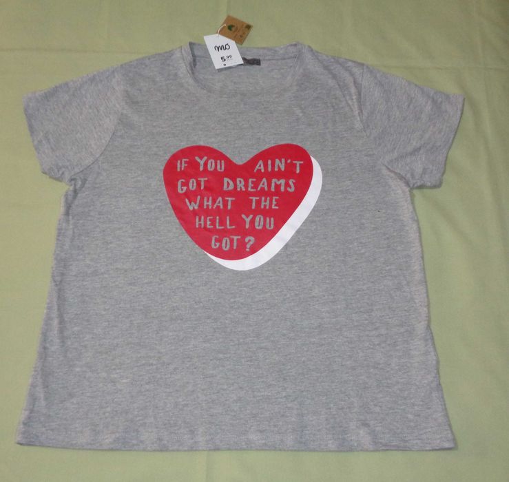 T-shirt da MO para mulher tamanho M  (Nova com etiqueta)