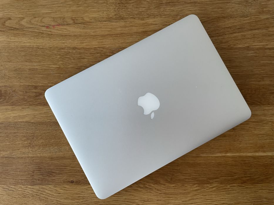 Zadbany apple MacBook Pro 13” retina ssd 250GB  sequoia