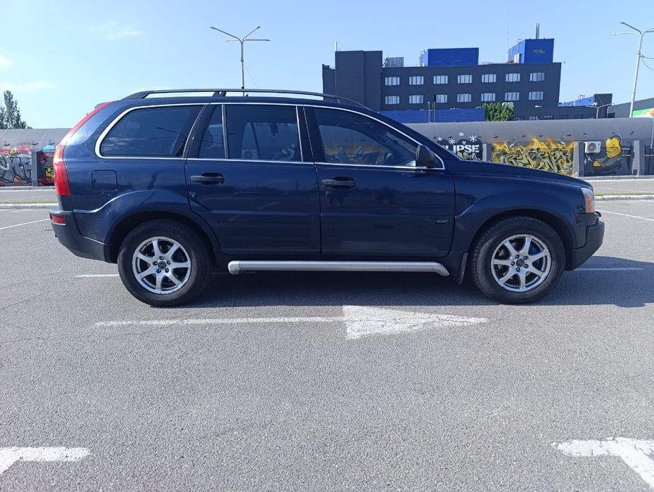 Volvo XC90 2003 года