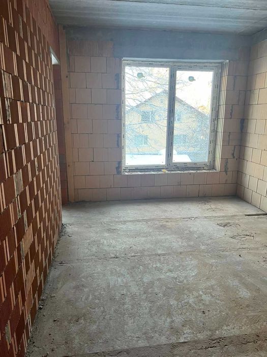 Ідеальна альтернатива квартирі:таунхаус з двором та мансардою в Ірпені