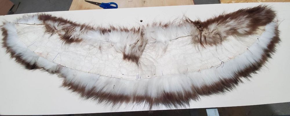 Натуральный готовый воротник из енота песка чернобурка