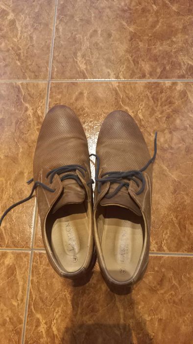 Buty męskie wyjściowe