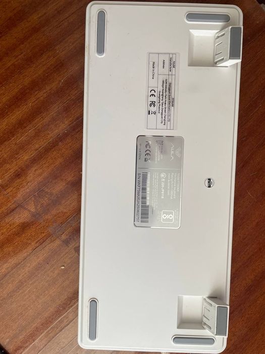 Продам механічну клавіатуру