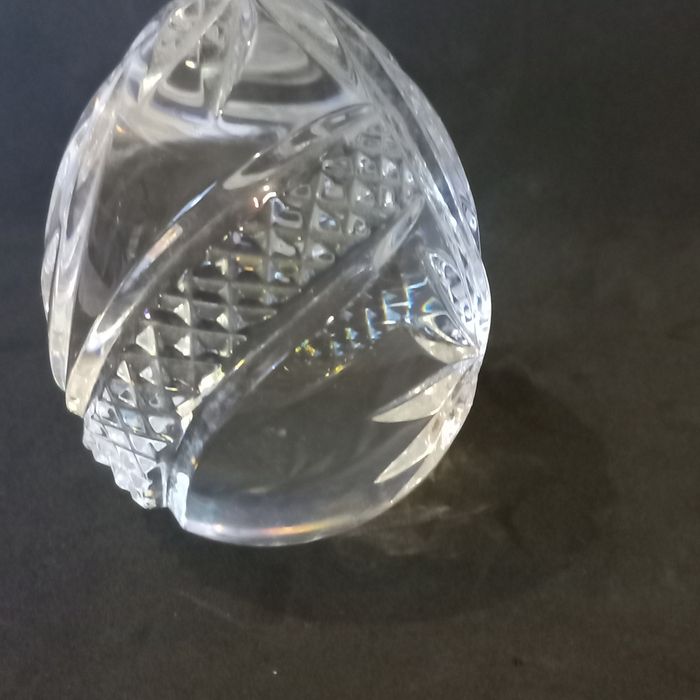 Pisa papeis Stephens em forma de ovo