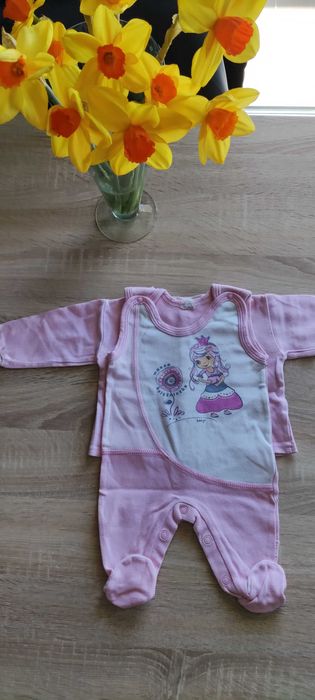 komplet śpiochy oraz kaftanik (rozmiar 56-62)