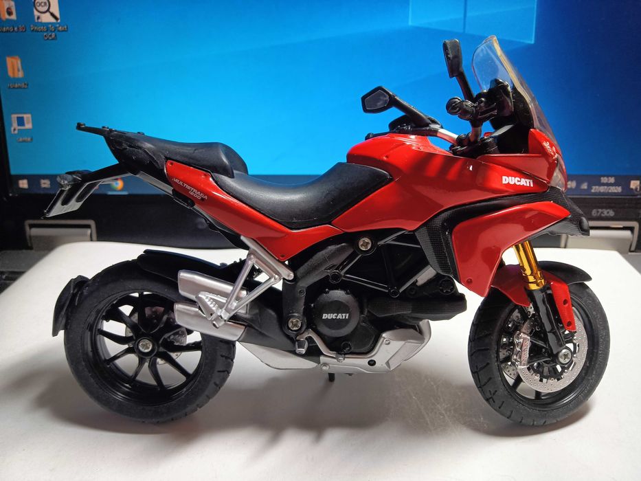 Moto Ducati Multistrada 1200 S Maisto Escala 1:12