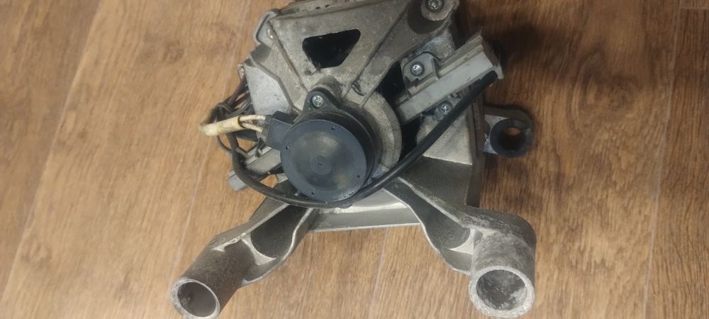 Двигатель мотор стиральной машины Samsung Diamond 6