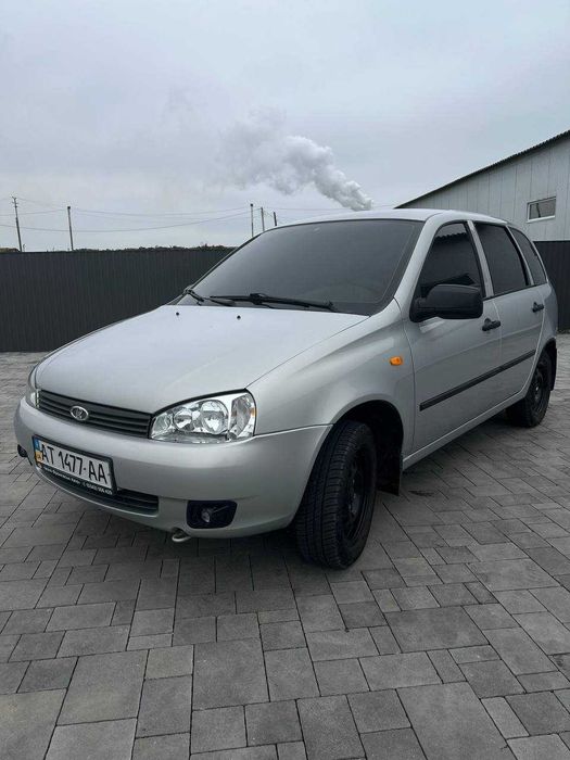 Лада Калина 1117 універсал 2011 рік машина в рідній фарбі не бита