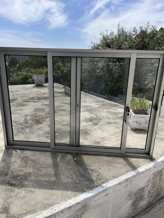 Janela de aluminio + rede mosquiteira