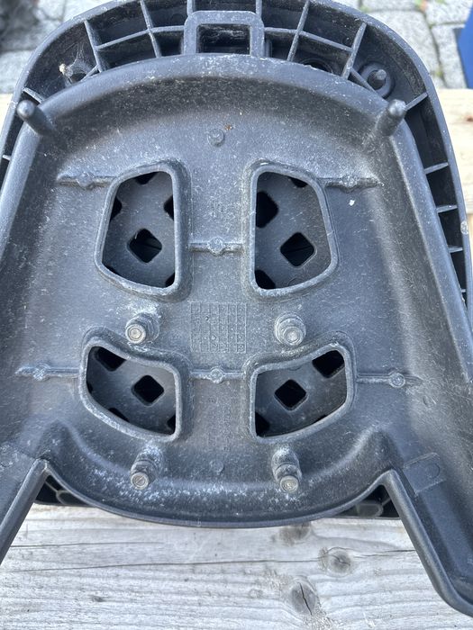 Stelaż kufra Peugeot Citystar 50-125