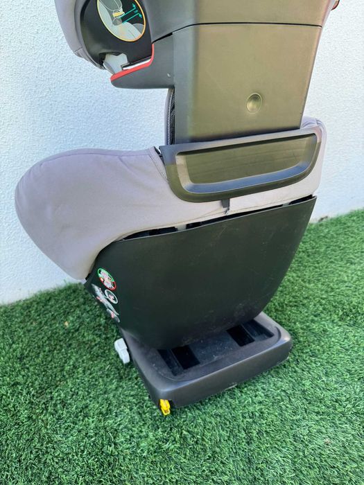 Cadeira Auto Bébé Confort FeroFix ISOFIX Cinzenta – Muito Bom Estado