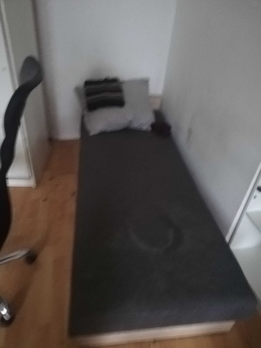 Oddam za darmo łóżka.