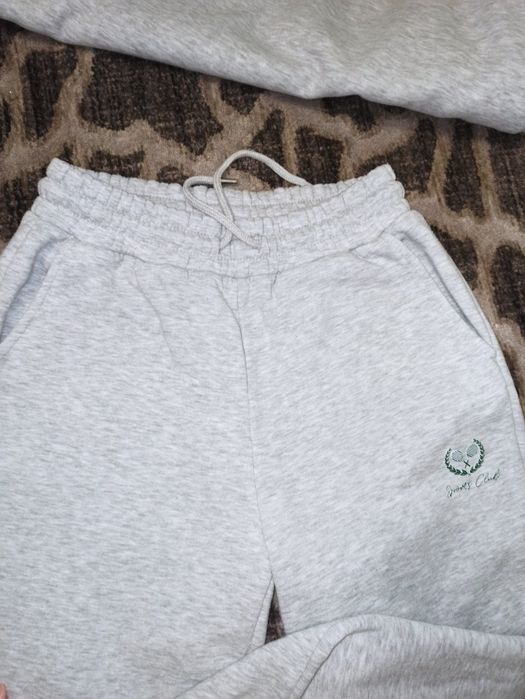 Жіночий спортивний костюм, утеплений