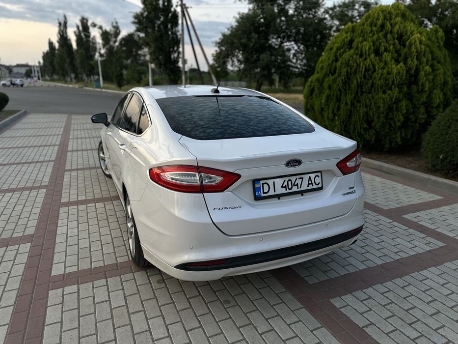Ford Fusion HYBRID