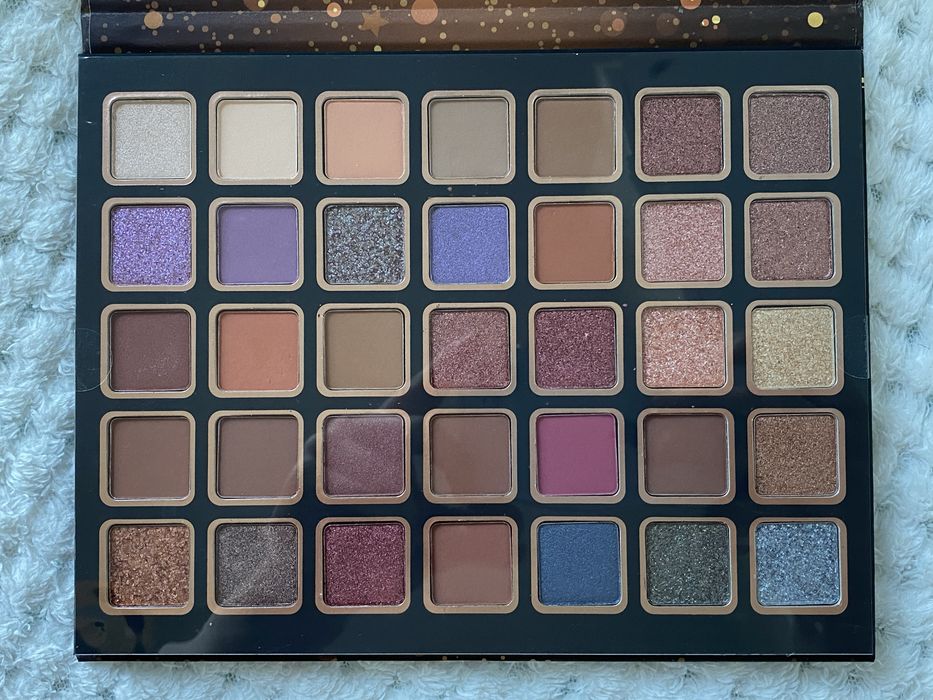 paleta cieni do powiek Bellapierre Cosmetics Ultimate Nude