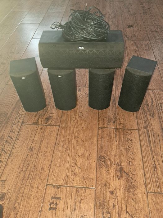 Продам колонкі від сабвуфера